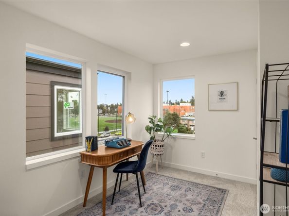 9209 Densmore Avenue N, Seattle WA 98103