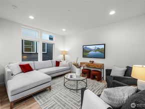 9209 Densmore Avenue N, Seattle WA 98103