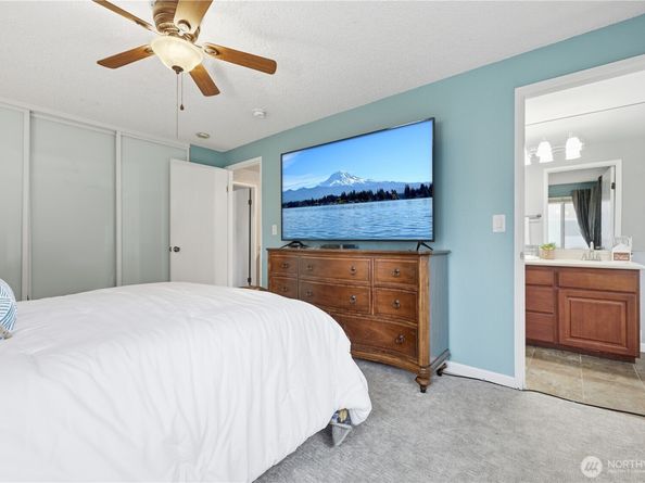 22242 24th Ave S F46, Des Moines WA 98198