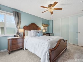 22242 24th Ave S F46, Des Moines WA 98198