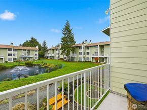 22242 24th Ave S F46, Des Moines WA 98198