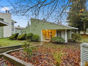 22242 24th Ave S F46, Des Moines WA 98198