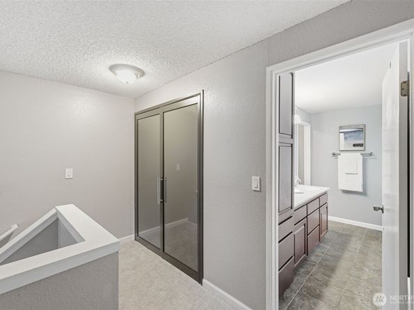 22242 24th Ave S F46, Des Moines WA 98198