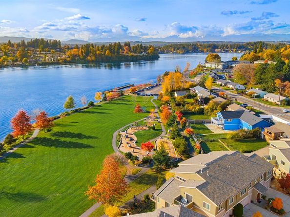 219 Apple Street, Bremerton WA 98310