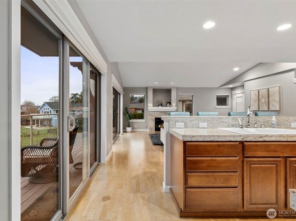 219 Apple Street, Bremerton WA 98310