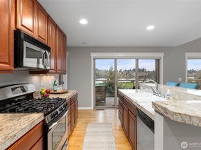 219 Apple Street, Bremerton WA 98310