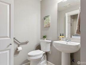 219 Apple Street, Bremerton WA 98310