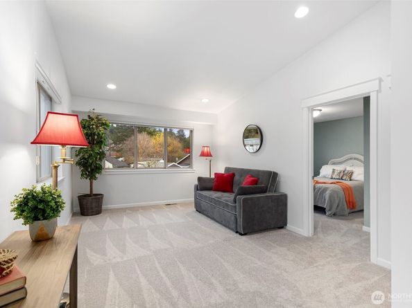 219 Apple Street, Bremerton WA 98310