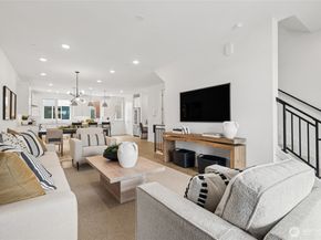 12217 137th Place NE 2703, Redmond WA 98052