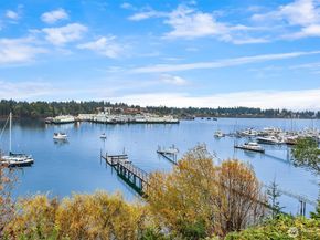 9986 NE Ewing Street, Bainbridge Island WA 98110