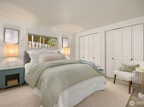 9986 NE Ewing Street, Bainbridge Island WA 98110