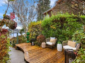 9986 NE Ewing Street, Bainbridge Island WA 98110