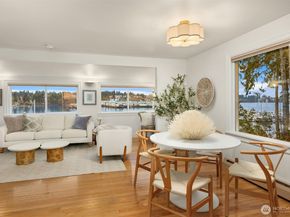 9986 NE Ewing Street, Bainbridge Island WA 98110