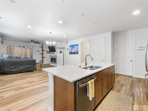 6770 Skipper Lane SE, Port Orchard WA 98367