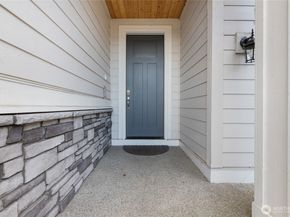 6770 Skipper Lane SE, Port Orchard WA 98367