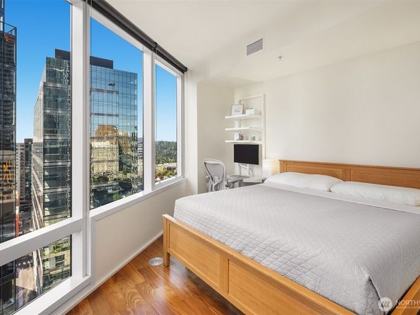 500 106th Avenue NE 2009, Bellevue WA 98004