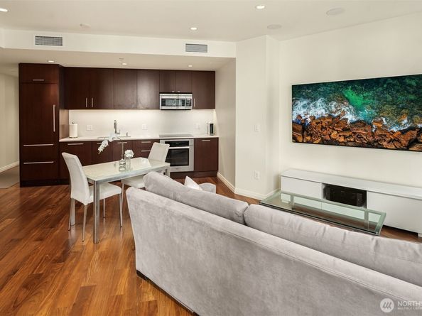 500 106th Avenue NE 2009, Bellevue WA 98004