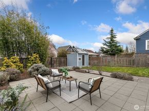 7722 18th Avenue NE, Seattle WA 98115