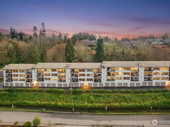 28313 Redondo Way S 310, Des Moines WA 98198