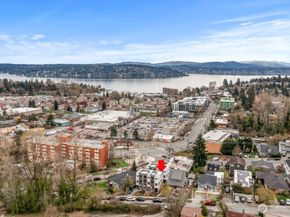 9266 50th Avenue S C, Seattle WA 98118
