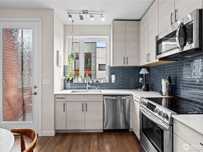 9266 50th Avenue S C, Seattle WA 98118