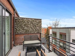 9266 50th Avenue S C, Seattle WA 98118