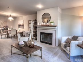 200 99th Avenue NE 16, Bellevue WA 98004