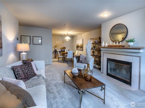 200 99th Avenue NE 16, Bellevue WA 98004