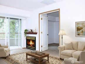 1750 152nd Avenue NE W211, Bellevue WA 98007