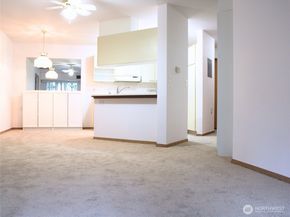 1750 152nd Avenue NE W211, Bellevue WA 98007