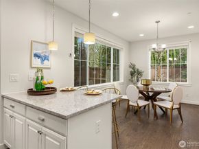 11496 158th Avenue NE, Redmond WA 98052