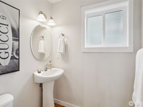 926 N 96th Street, Seattle WA 98103