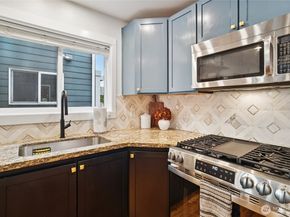 926 N 96th Street, Seattle WA 98103