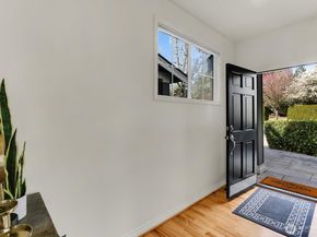6224 188 Place NE 101, Redmond WA 98052