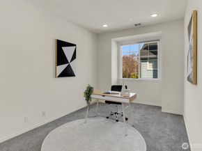 6224 188 Place NE 101, Redmond WA 98052