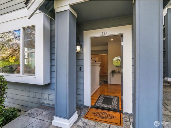 6224 188 Place NE 101, Redmond WA 98052