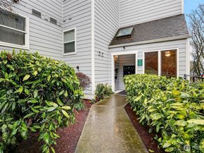 6547 42nd Avenue SW 303, Seattle WA 98136