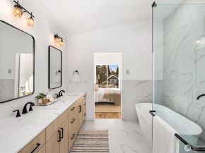 520 N 102nd Street, Seattle WA 98133