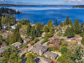 2212 77th Avenue SE, Mercer Island WA 98040