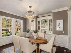 2212 77th Avenue SE, Mercer Island WA 98040