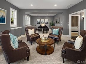 2212 77th Avenue SE, Mercer Island WA 98040