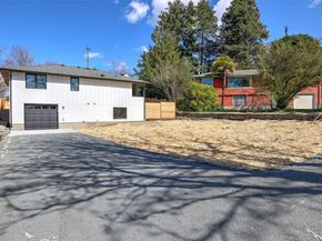 3201 S Webster Street, Seattle WA 98118