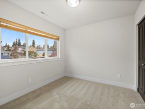20513 Richmond Road, Bothell WA 98012