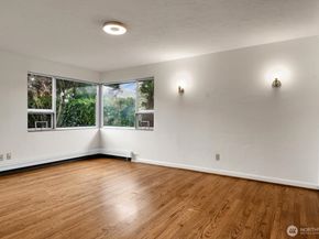 4719 NE Park Place, Seattle WA 98115