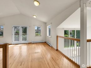 4719 NE Park Place, Seattle WA 98115