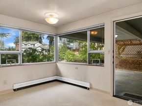 4719 NE Park Place, Seattle WA 98115