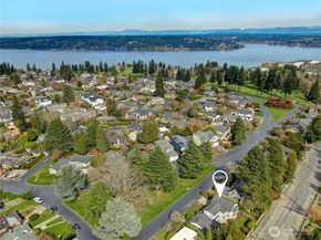 4719 NE Park Place, Seattle WA 98115