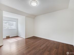 21004 NE 91st Street, Redmond WA 98053