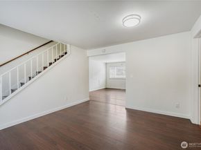 21004 NE 91st Street, Redmond WA 98053