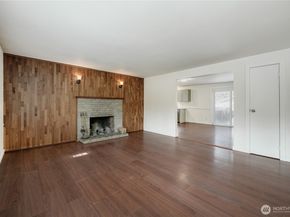 21004 NE 91st Street, Redmond WA 98053